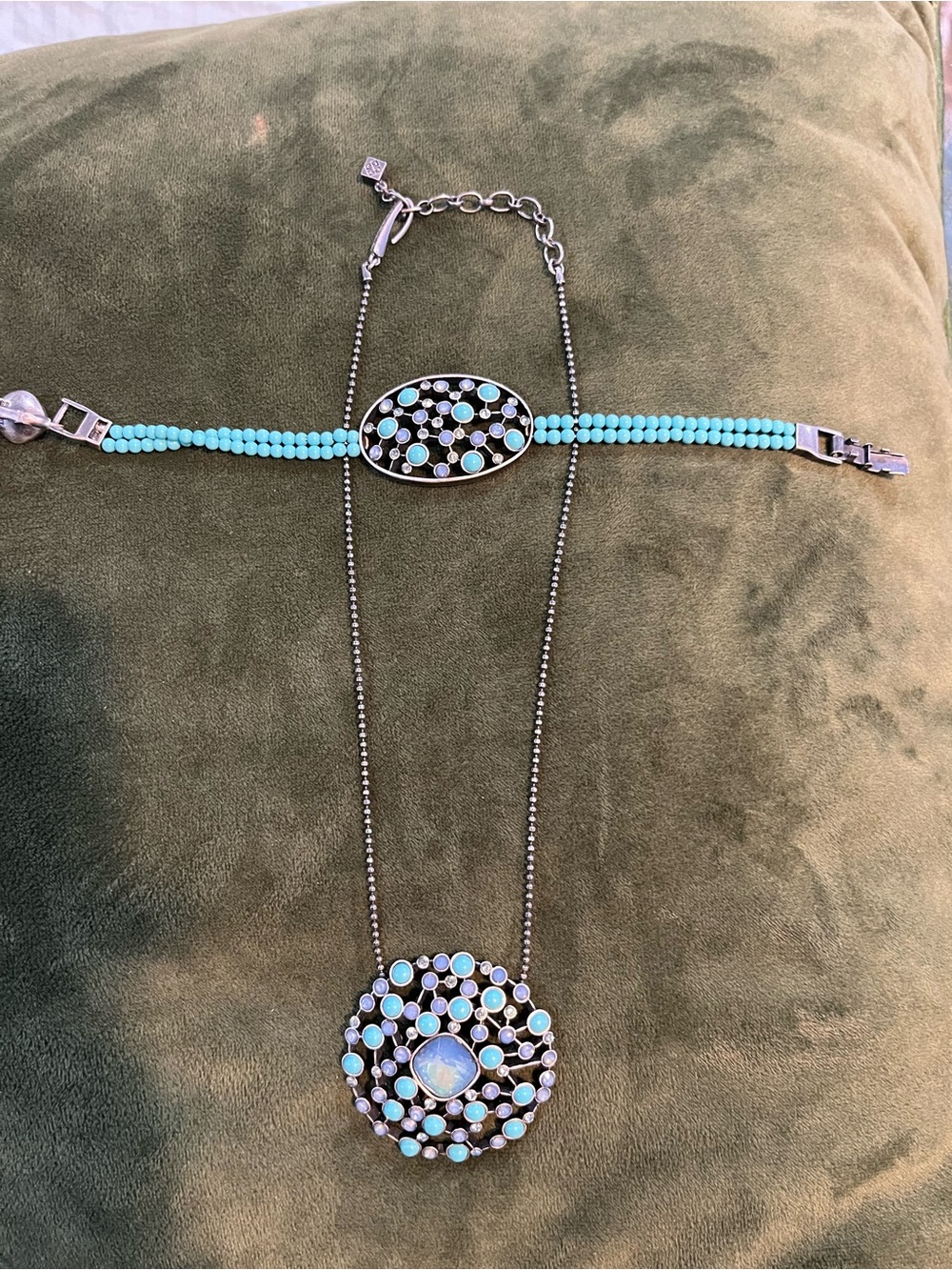 Liz Palacios Turquoise and Silver-Tone Pendant Necklace Set with Beaded Bracelet